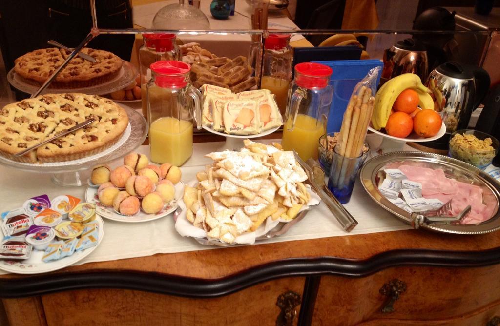 Acomodação com café da manhã  Royal *